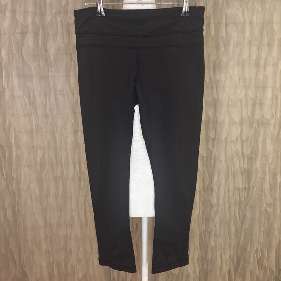 Lululemon Inspire Crop II Black Leggings | Women’s Size 6 - Picture 6 of 9
